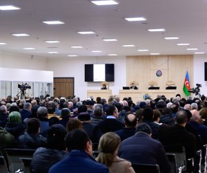 Ruben Vardanyanın votsapda və teleqramdakı gizli danışıqları məhkəmə zalında nümayiş etdirilib