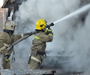 Qəbələdə yaşayış binasında yanğın olub, sakinlər təxliyə edilib