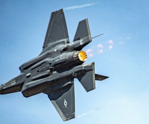 Канада ищет альтернативы американским истребителям F-35