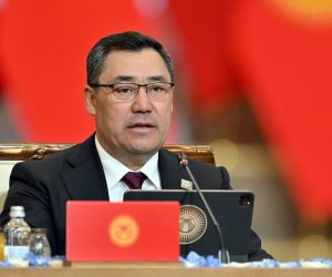 Kyrgyzstan ratifies deal with China to build friendship bridge