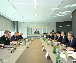 Azerbaijani Economy Minister meets with President of PowerChina Group
