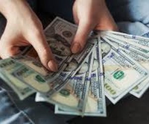 Kazakhstan central bank reports tenge weakening, $968 mln in National Fund FX sales in April