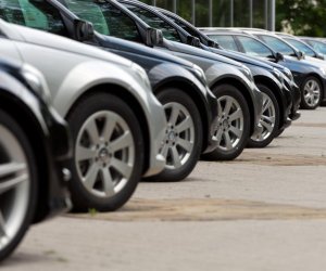 
В Азербайджане на аукцион выставят еще 19 транспортных средств