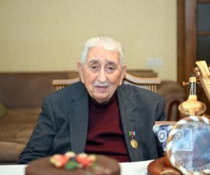 Народный артист Ариф Бабаев удостоен премии Гейдара Алиева