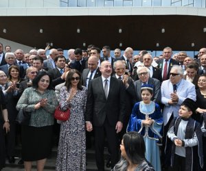 Prezident sosial şəbəkə hesablarında Ağdam Muğam Mərkəzinin açılışından görüntülər paylaşıb - Video