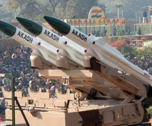 Hindistan Ermənistana 710 milyon dollarlıq silah göndərir
