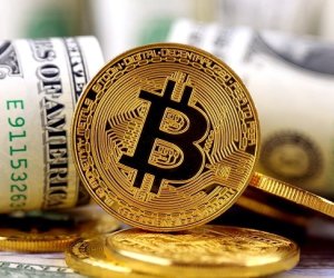 "Bitcoin"in qiyməti ucuzlaşıb