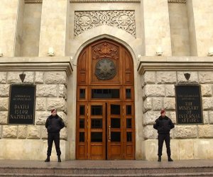Axtarışda olan 63 nəfər saxlanılıb