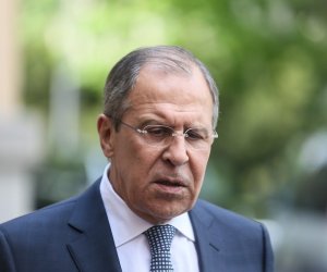 Лавров: Россия не ставит целью лишь согласовать перемирие с Украиной