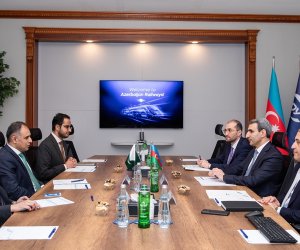 Azərbaycan və Pakistan arasında dəmiryol sahəsində əməkdaşlığın perspektivləri müzakirə olunub