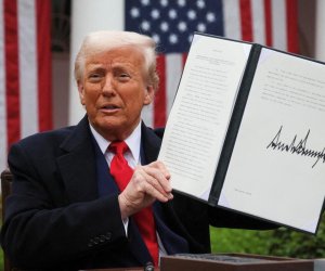 Трамп анонсировал новую волну пошлин