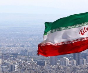 Iran rejects U.S. demand to halt uranium enrichment