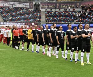 Bakıda ölkə futbolunun əfsanələri arasında matç keçirilib - Video
