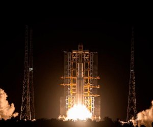 Китайская ракета вывела на орбиту телекоммуникационный спутник