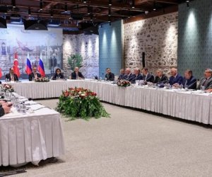 Евросоюз может подключиться к переговорам Украины и России