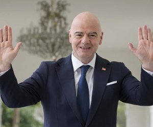 Президент ФИФА поздравил «Карабах»