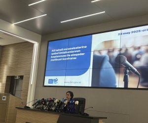 Bu il də abituriyentlərgizli telefon, ixtisaslaşdırılmış eynəklərlə daxil olmağa çalışıblar