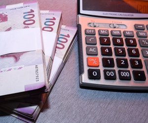Парламент принял в I чтении изменения в закон "О прожиточном минимуме"