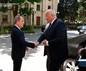 Ceyhun Bayramov Andrey Sibiqa ilə görüşüb
