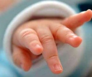 Sumqayıtda evdə doğulan körpə ölüb