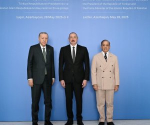Laçında Azərbaycan, Türkiyə və Pakistan liderlərinin Zirvə görüşü keçirilib - Yenilənib