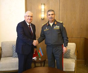 Zakir Həsənov Yaşar Gülərlə görüşüb