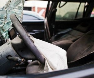 Zaqatalada avtomobil körpüdən aşıb, xəsarət alanlar var
