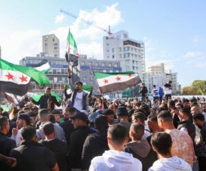 Сирийцы получат 2000 евро от Кипра