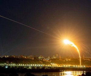 Россия бомбит Украину новыми ракетами