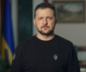 Zelenski Rusiya nümayəndə heyətinin nümayəndələrini "axmaq" adlandırıb