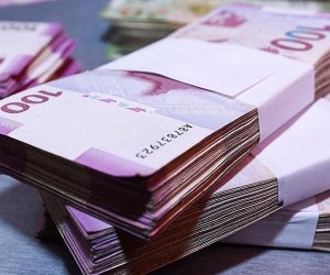 Azərbaycanda pul bazası artıb