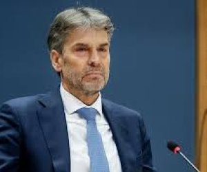 Niderland Baş naziri istefa verəcək