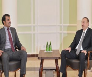 Qətər Əmiri İlham Əliyevə təbrik ünvanlayıb