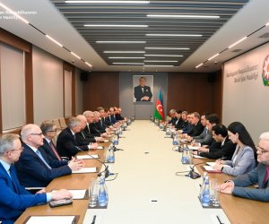 Azərbaycanla Rusiya arasında ikitərəfli münasibətlər müzakirə olunub
