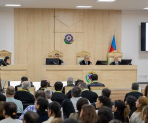 Azərbaycanın vaxtilə işğal altında olan ərazilərində “parad” üçün silahların Ermənistandan gətirildiyi etiraf edilib