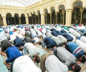 Azərbaycanda bayram namazı qılınıb