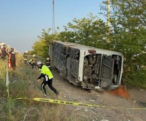 Türkiyədə sərnişin avtobusu aşıb,ölən və yaralananlar var