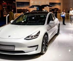 СМИ: Трамп планирует продать свой Tesla