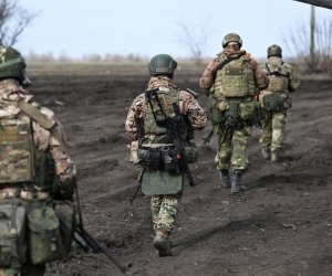Россия собрала 125 000 солдат вдоль границ Сум и Харькова