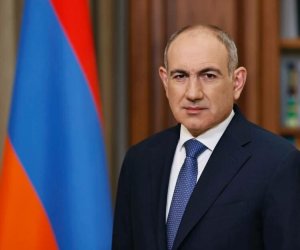 Пашинян поздравил Азербайджан