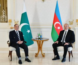 İlham Əliyev və Şahbaz Şərif arasında telefon danışığı olub