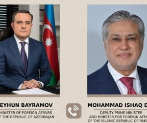 Ceyhun Bayramovla Pakistan XİN rəhbəri arasında telefon danışığı olub