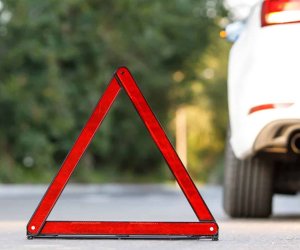 В Астаре автомобиль сбил мужчину с сыном