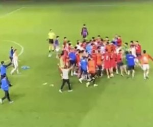 Azərbaycan-Monteneqro qarşılaşmasından sonra oyunçular arasında kütləvi dava düşüb - Video