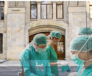 Təcrübəli həkimlər kənarda, yeni bitirənlər iş başında – plastik cərrahlar narazıdır