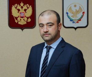 Азербайджанец Ханлар Пашабеков избран мэром Дербента