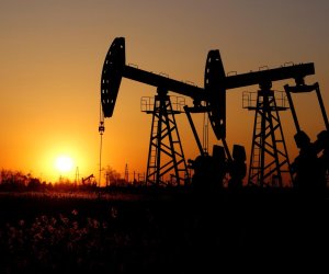 Цена нефти Brent на ICE ускорила рост до $68,3 за баррель