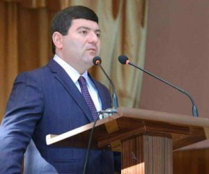 Sargsyan ally vows protests to overthrow Armenian PM Pashinyan