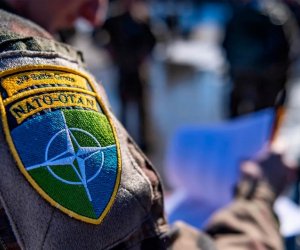 NATO Rusiya sərhədlərini izləmək üçün peyk sistemi yaradacaq