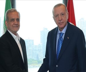 Ərdoğan Pezeşkianla İran-israil qarşıdurmasını müzakirə edib